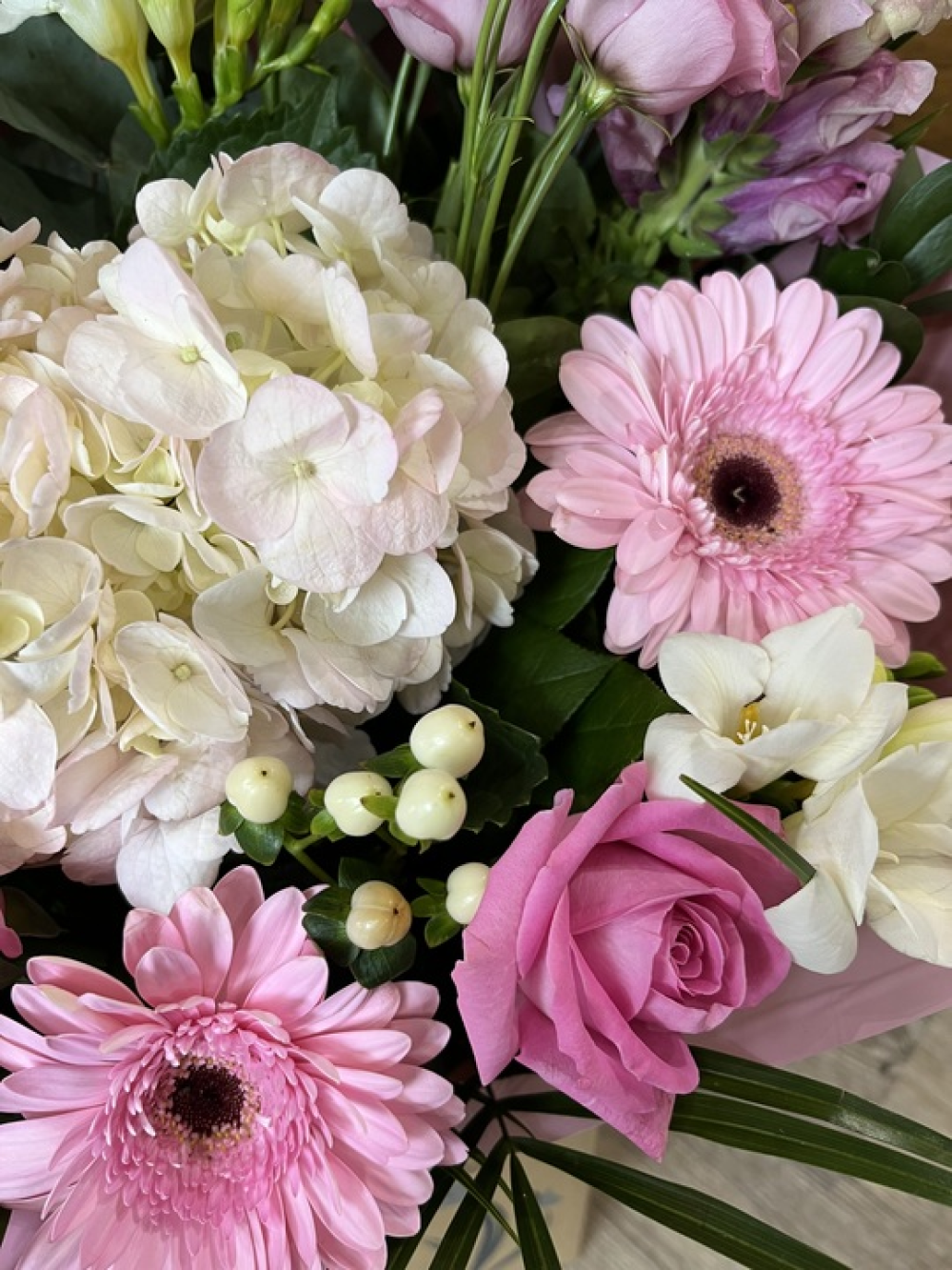 Designer's Choice Pink and White Bouquet Product Image