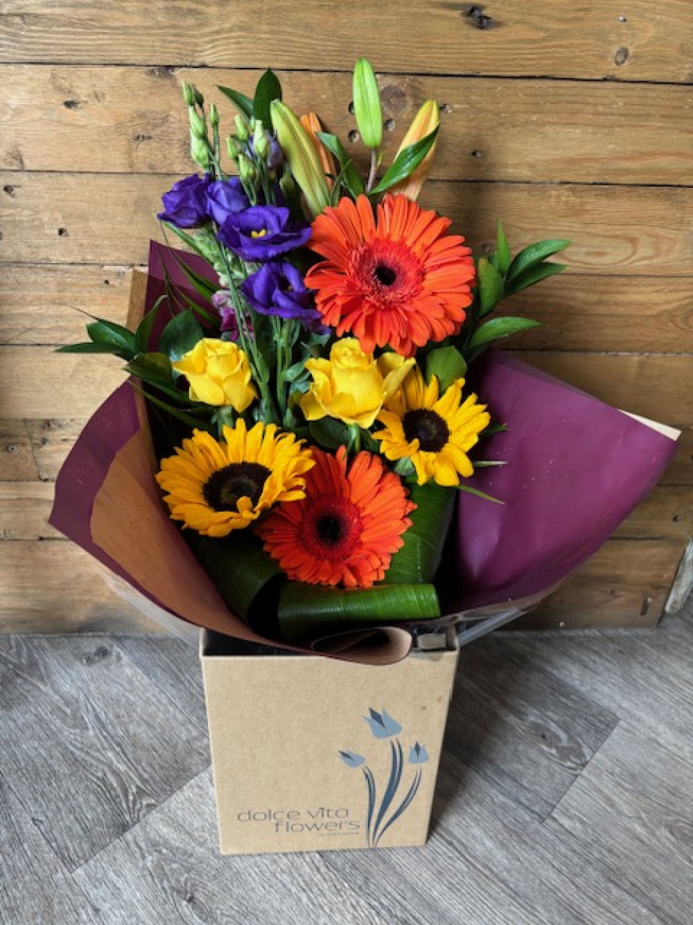 Bright Front Facing Bouquet Product Image